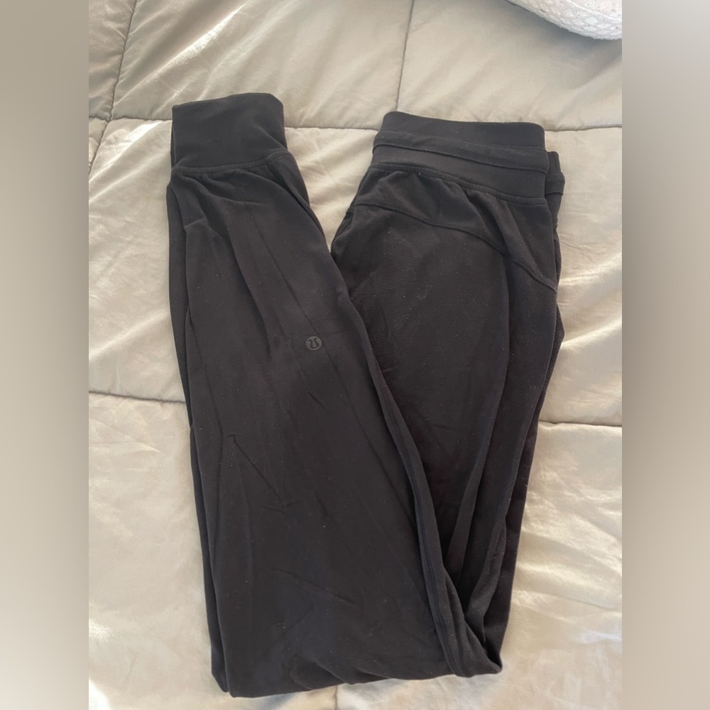 LULULEMON JOGGERS